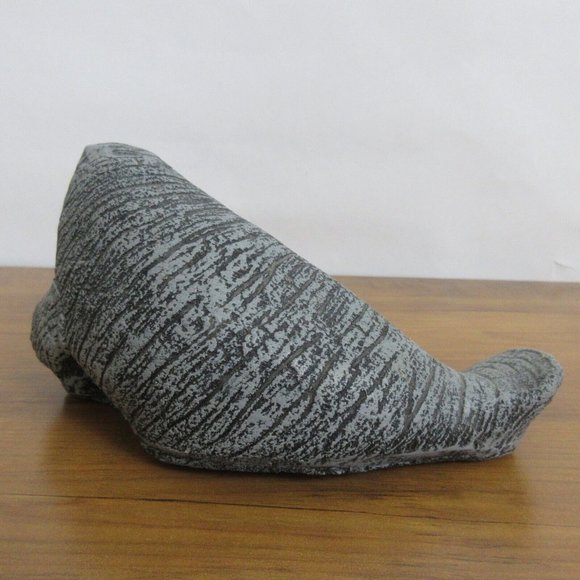 Manatee Sea Cow Statue Figure Hand Painted Gray 8” x 3.5” x 3.5” Heavy 2.5 lbs. - Picture 4 of 7